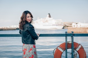 台湾のシンガーソングライターのジョアンナ・ウォン(王若琳)、元南拳媽媽のメインボーカリストのララ・ヴァロニン(梁心頤)、シンガーソングライターのビッキー(Vicky)が台湾でライブとファンミーティングを行いました。(写真は、筆者であるアンジー・リーさん)