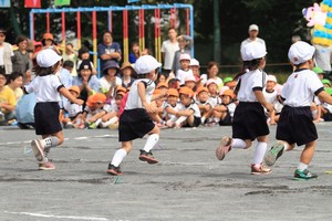 中国メディアは「日本の幼稚園は子どもを虐待している? 読み終わったらうらやましくなる」と題する記事を掲載し、日本のある幼稚園の取り組みを説明している。(イメージ写真提供:123RF)