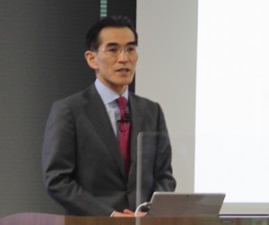 モーニングスター代表取締役社長の朝倉智也氏(写真)は、「環境変化に業績が左右されにくいSaaSモデルとアセットマネジメント事業を2本柱に安定した成長を継続したい」と語り、向こう3年間の事業展望を語った。