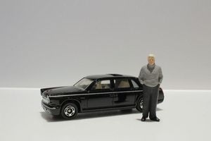 中国メディアの騰訊は2日付で、中国の第一汽車の高級車「紅旗(ホンチー)H9」が日本に輸出され、日本に到着したと伝える一方、「紅旗が日本進出を果たしたのは実力か、それとも一種のショーか」と問いかける記事を掲載した。(イメージ写真提供:123RF)