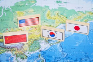 2021年4月、バイデン政権発足後初めてとなる対面での日米首脳会談が行われ、共同声明が発表された。この内容に台湾、香港、ウイグル問題などが盛り込まれたことに、中国側は強い反発を示している。(イメージ写真提供:123RF)