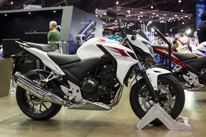 日本製品は、多くの分野においてその高い品質や耐久性で人気が高いが、これはバイクの分野でも同様だ。2020年の世界のオートバイ業界の売上高ランキングによると、1位がホンダで24.43%と圧倒的なシェアを誇り、2位のヤマハが13.05%だった。(イメージ写真提供:123RF)