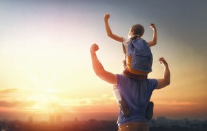 中国メディアは「高齢化は単なる自然の流れで、少子化こそ本当の危機だ」とする記事を掲載した。(イメージ写真提供:123RF)
